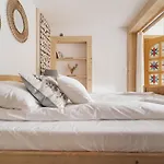 Zakohome- Mila Moja Villa